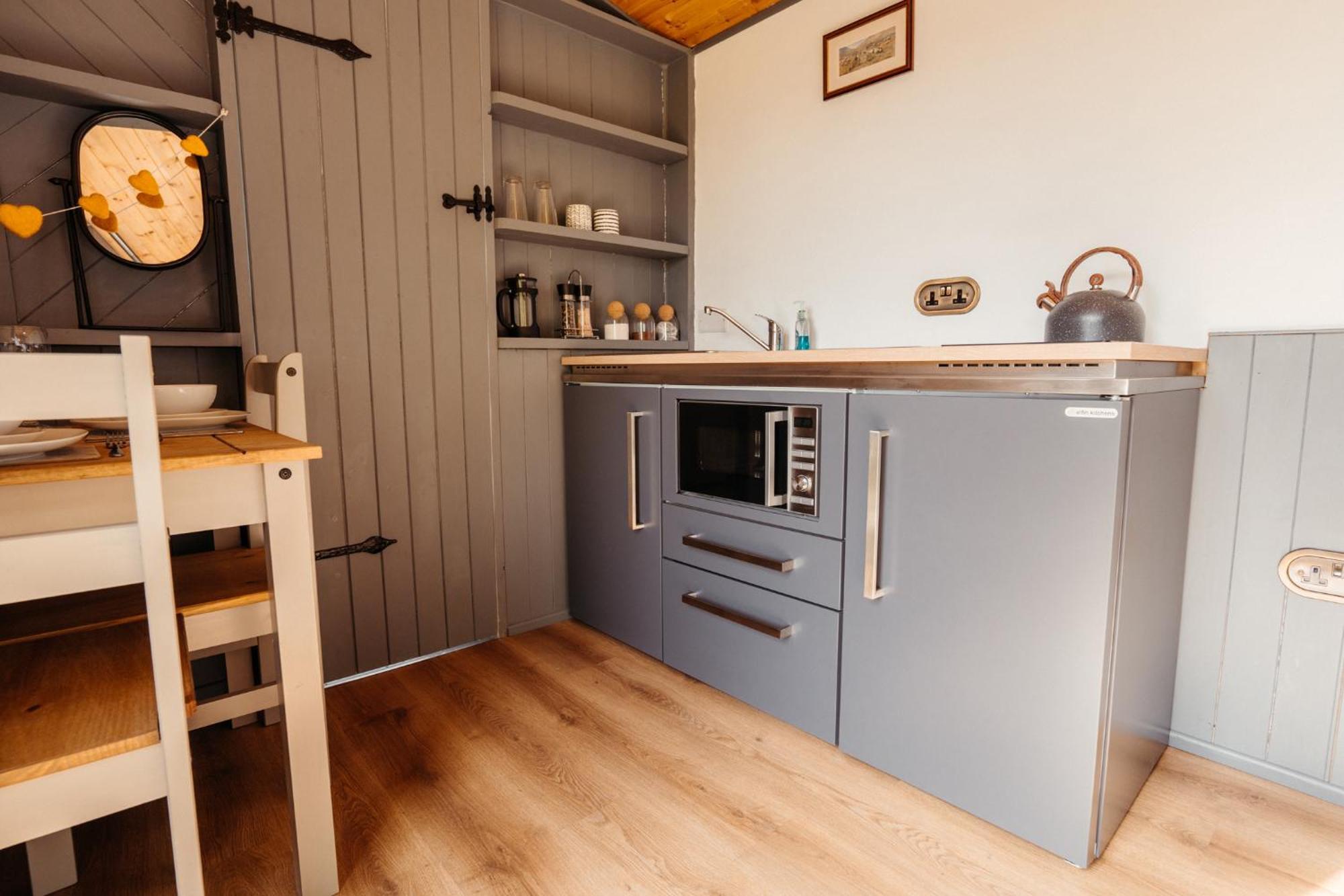 Cefn Crib Cabins マカンスレス エクステリア 写真